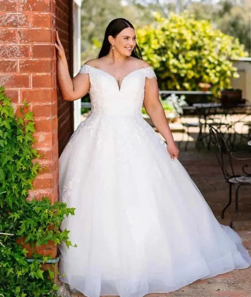 plus size wedding dress